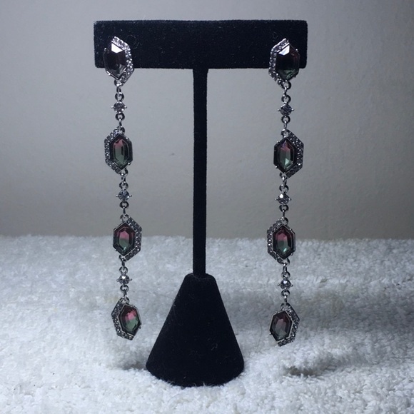 Vintage Pair of Drop Iridescent Rhinestone Earrings in Silvertone - Picture 1 of 6